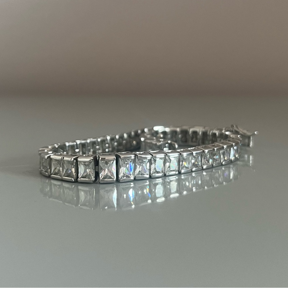 Sterling Silver 925 Cubic Zirconia Tennis Bracelet 8.5”
